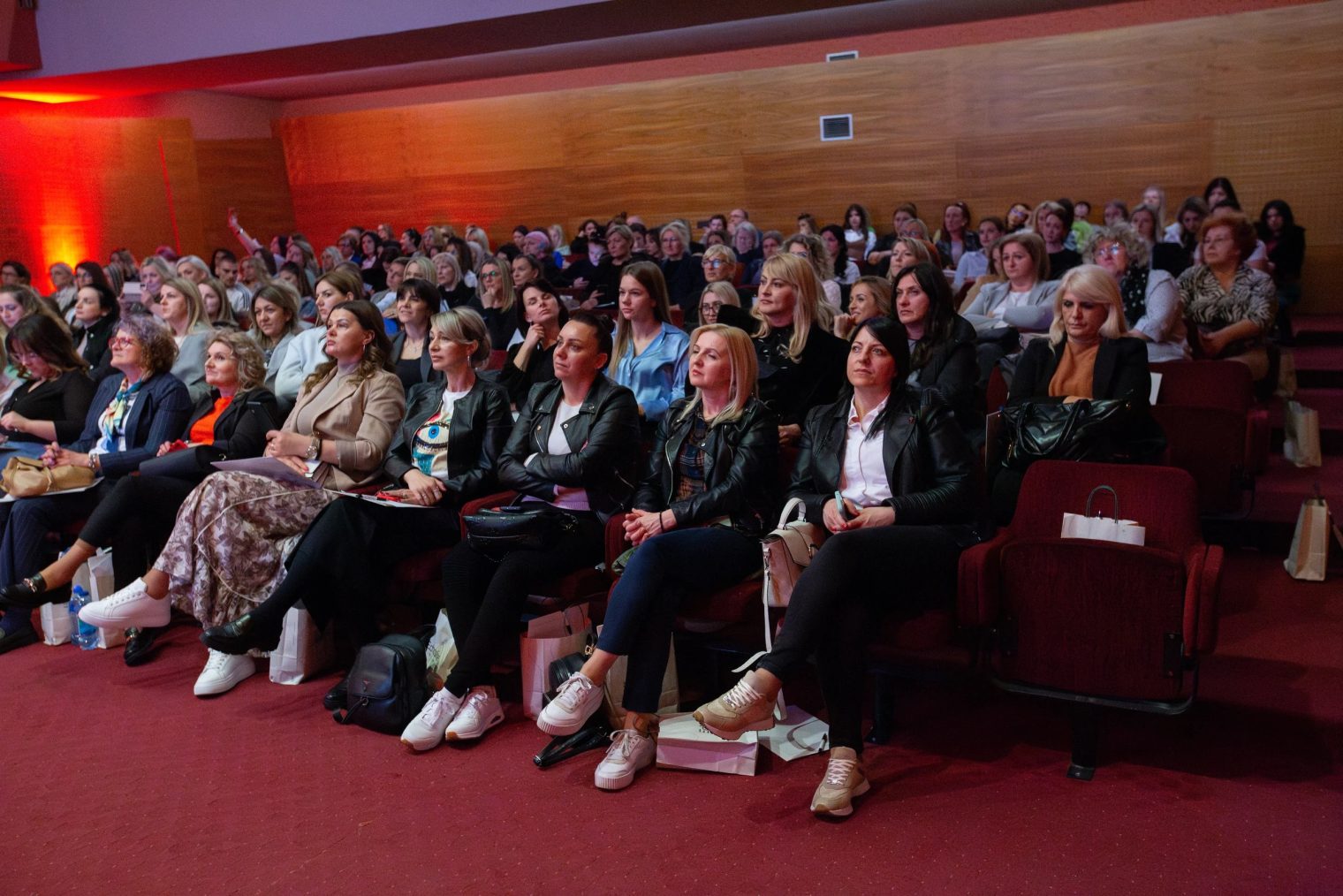 Seminari - Tombolo Komerc