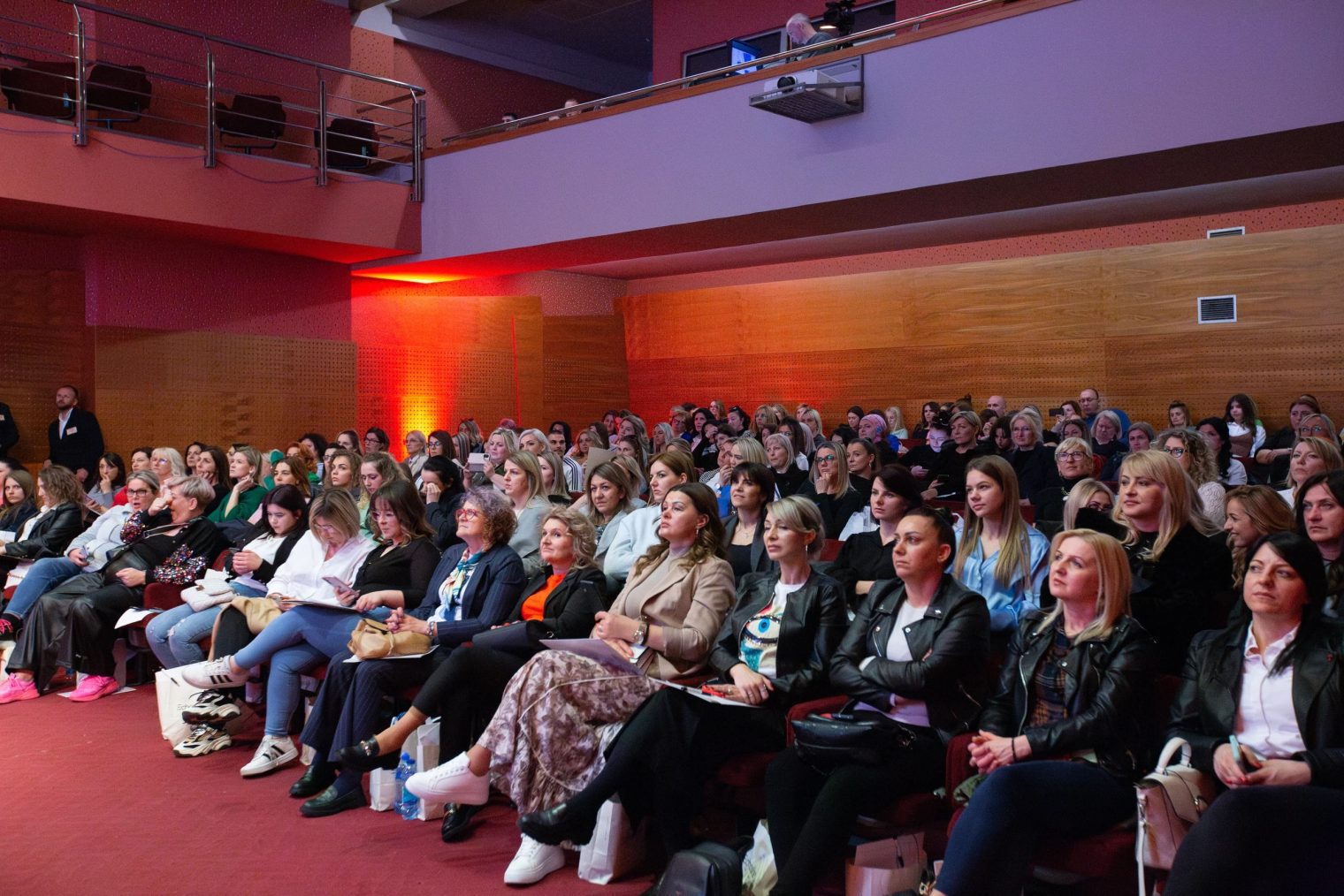 Seminari - Tombolo Komerc
